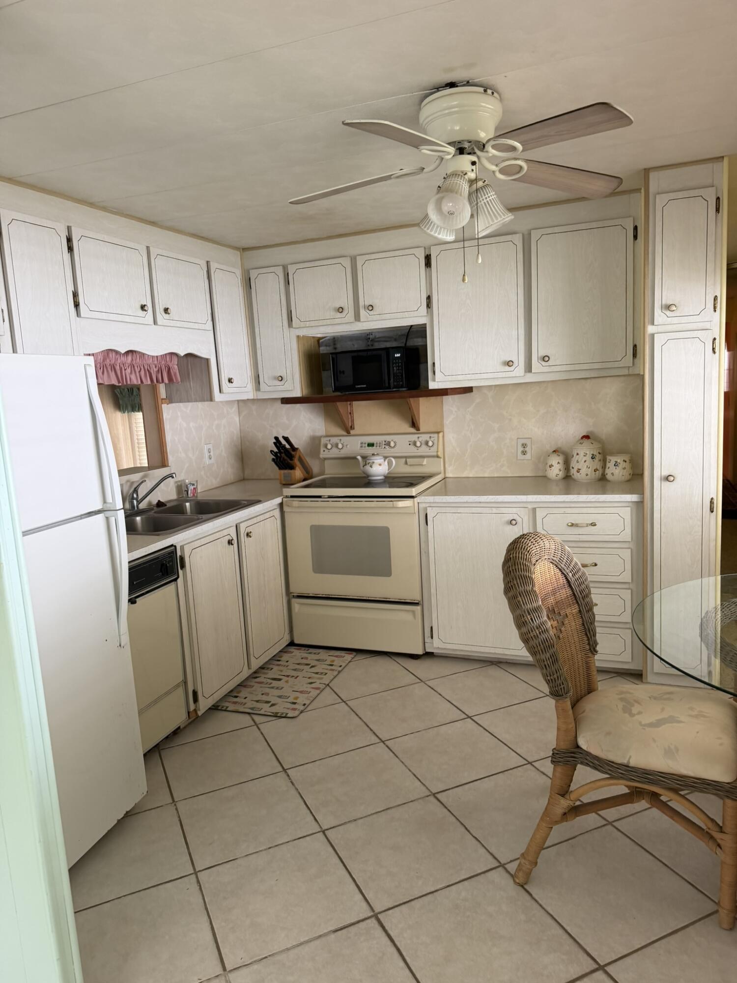 RIVERLAND MOBILE HOME PARK UNREC CO-OP - Residential