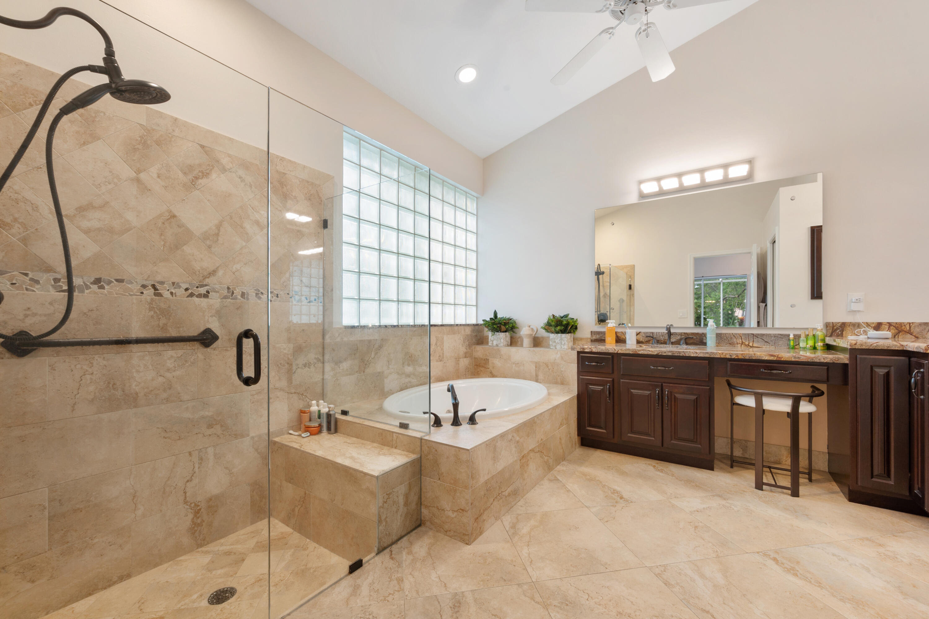 WINSTON TRAILS PAR 9A - Residential