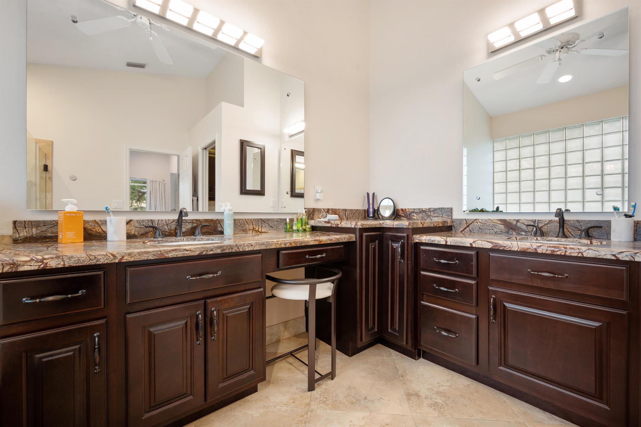 WINSTON TRAILS PAR 9A - Residential