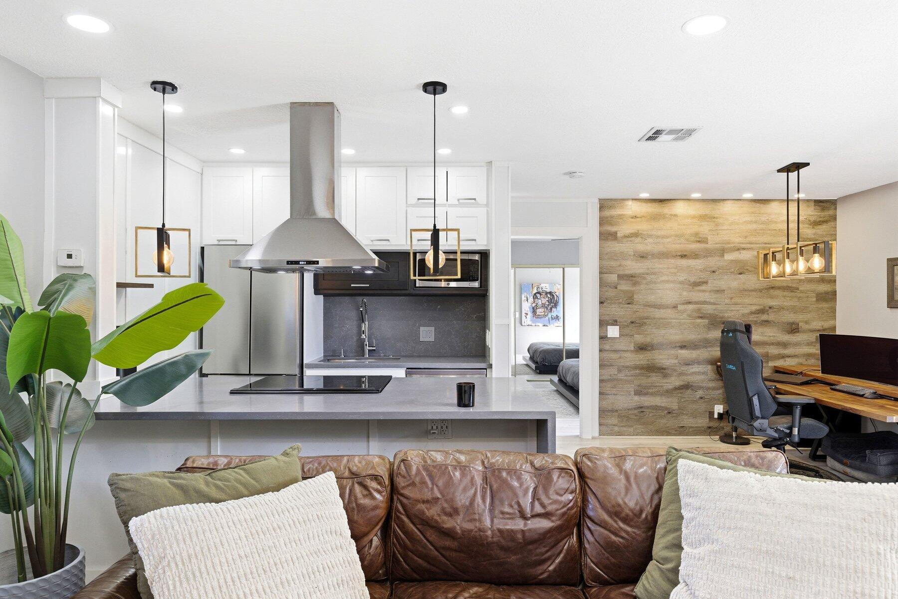 CROSSINGS OF BOYNTON BEACH CONDO - Residential