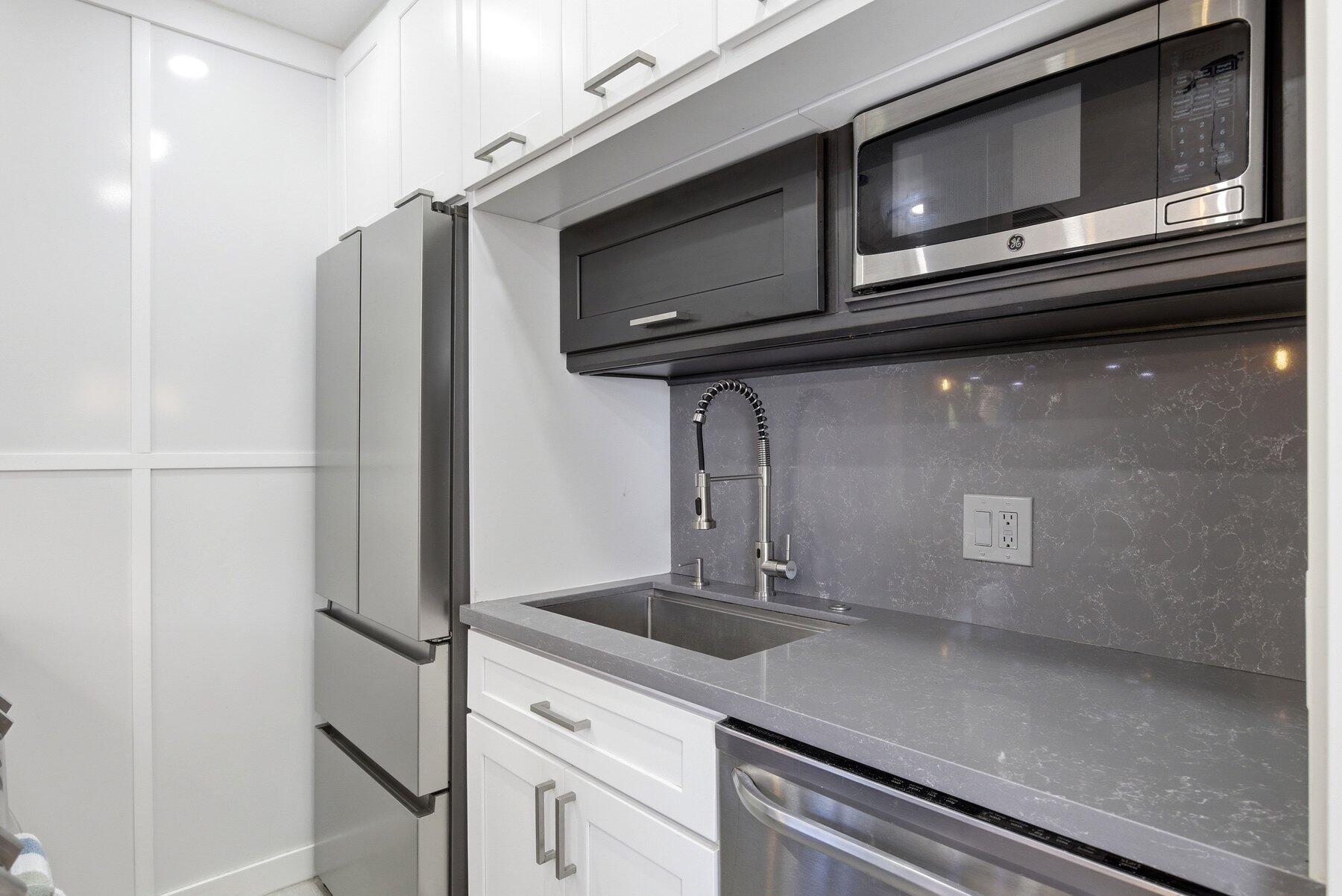 CROSSINGS OF BOYNTON BEACH CONDO - Residential