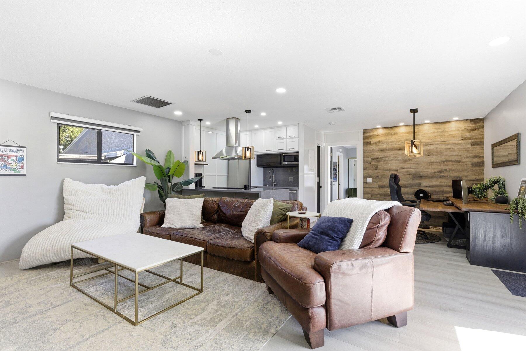 30 Crossings Circle G