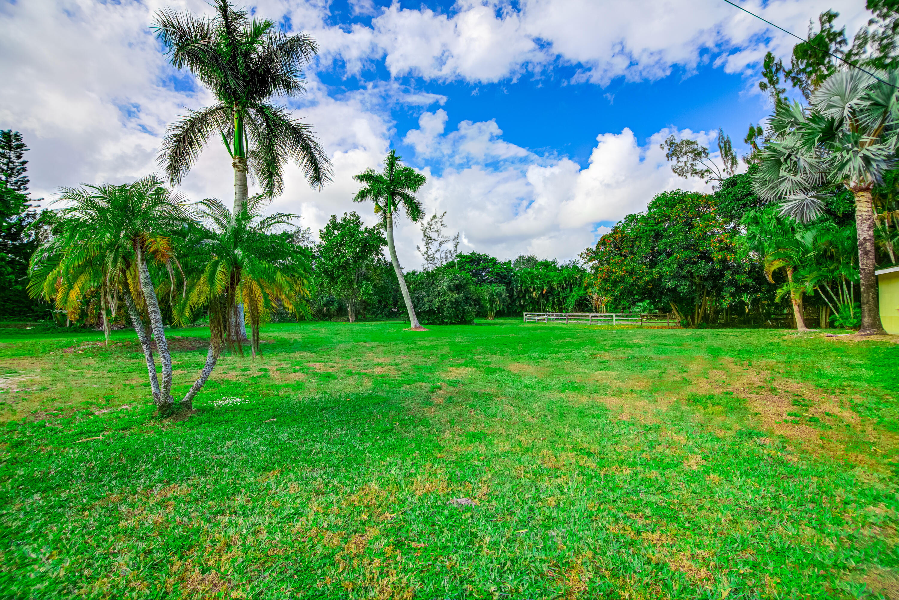 PALM BEACH FARMS CO 3 - Residential