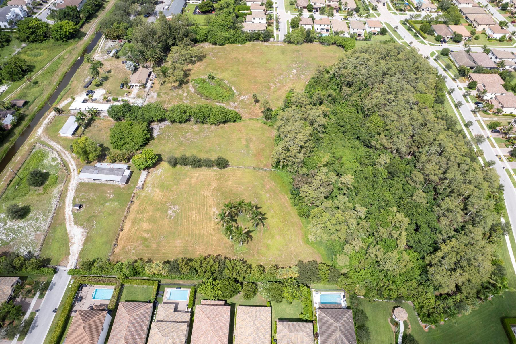 PALM BEACH FARMS CO 3 - Residential