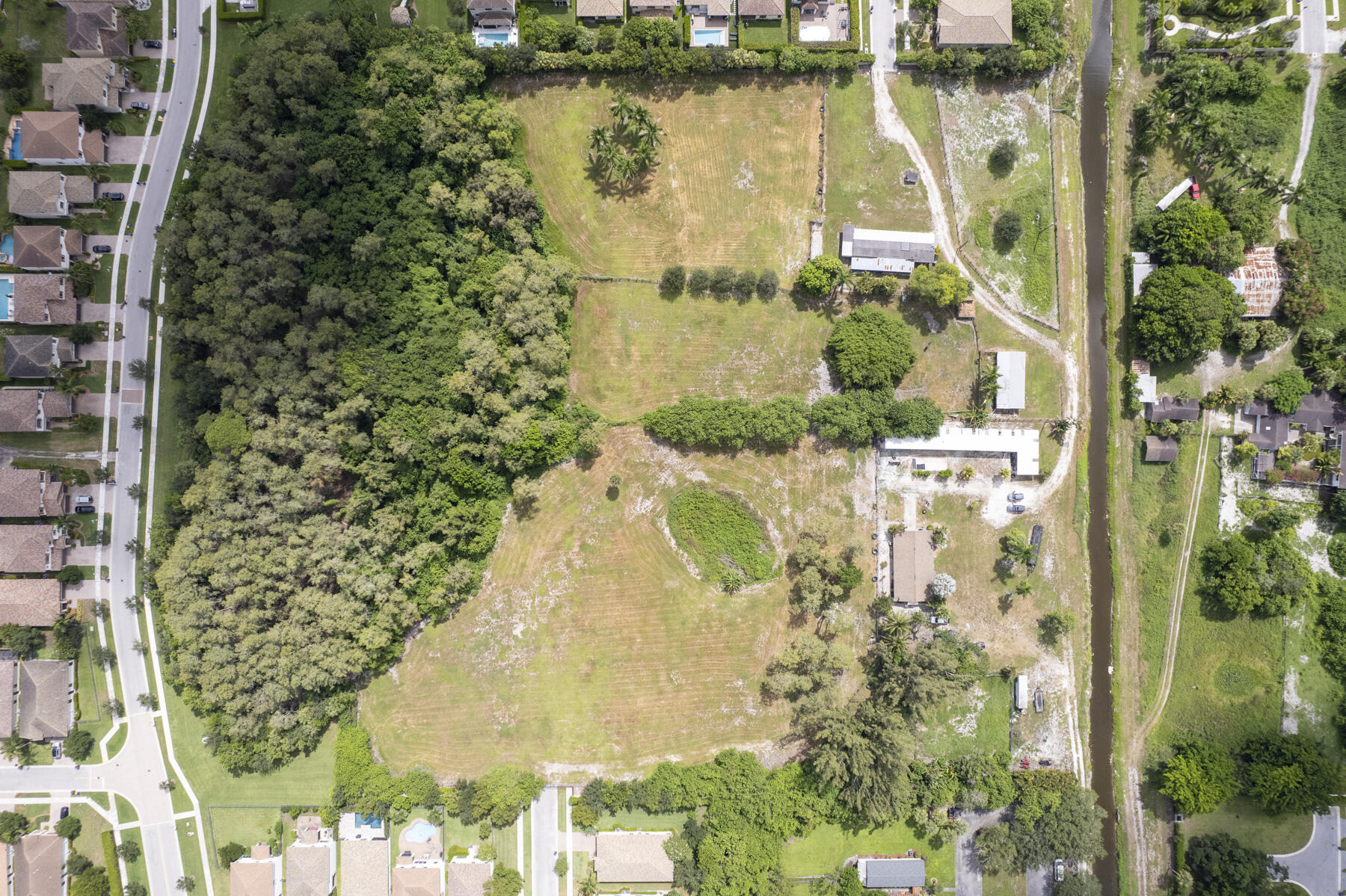 PALM BEACH FARMS CO 3 - Residential