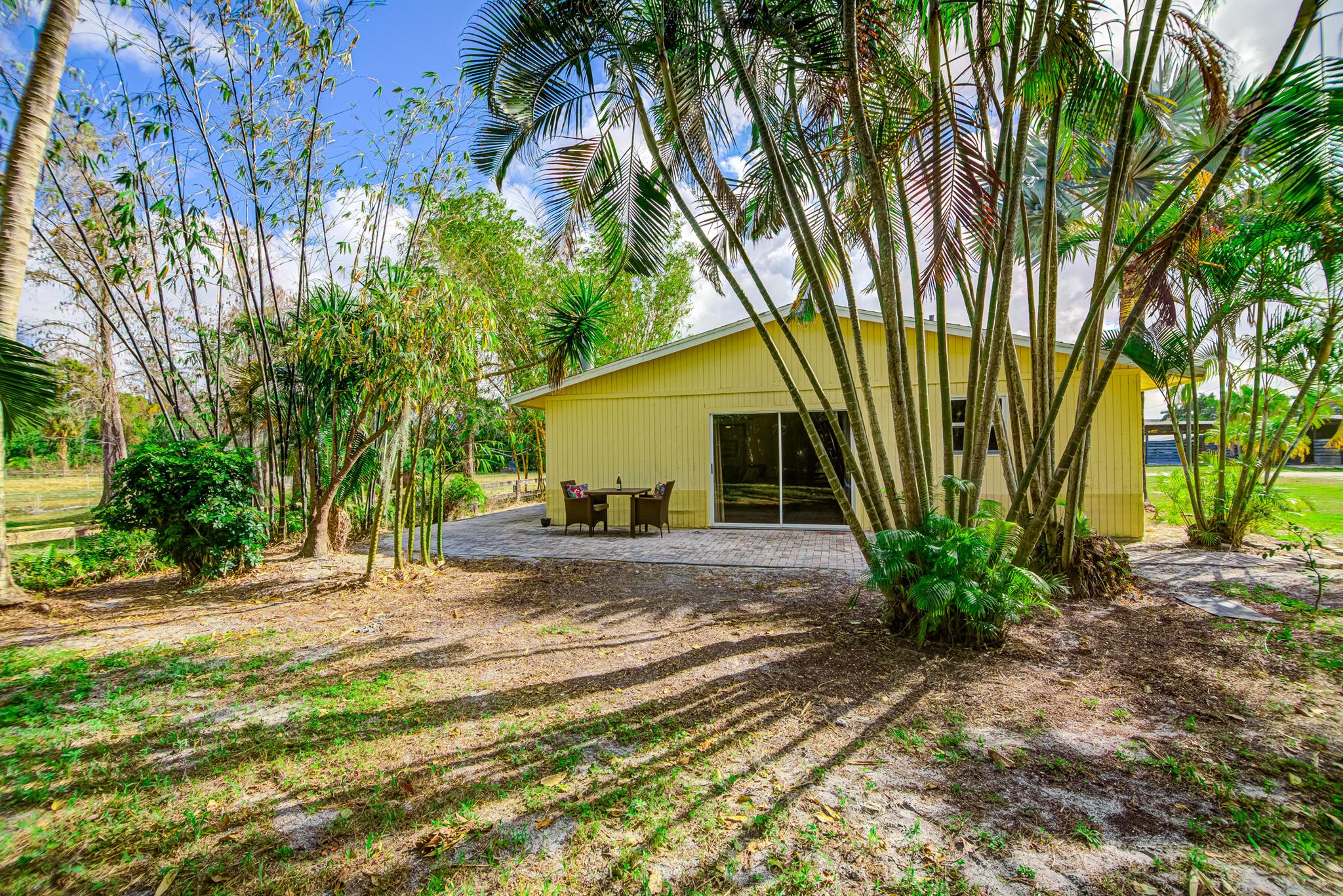 PALM BEACH FARMS CO 3 - Residential