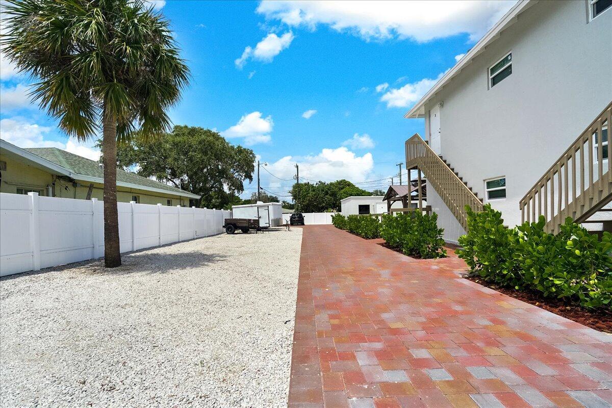 305 CYPRESS Drive 1,2,3,4,5