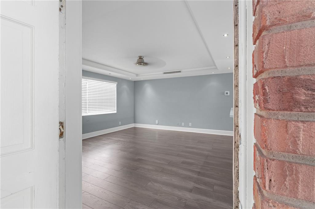 Colonial Manor West - Residential