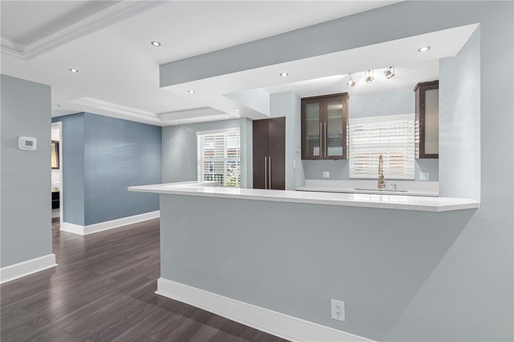 Colonial Manor West - Residential