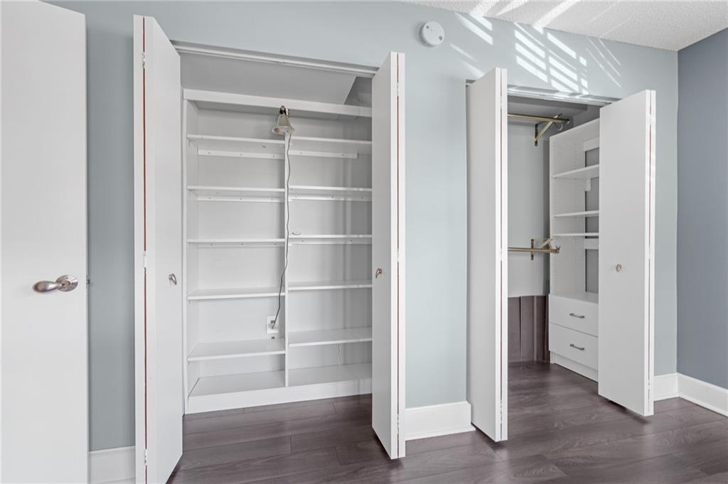 Colonial Manor West - Residential