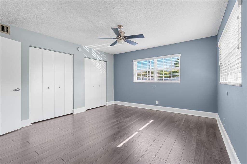 Colonial Manor West - Residential