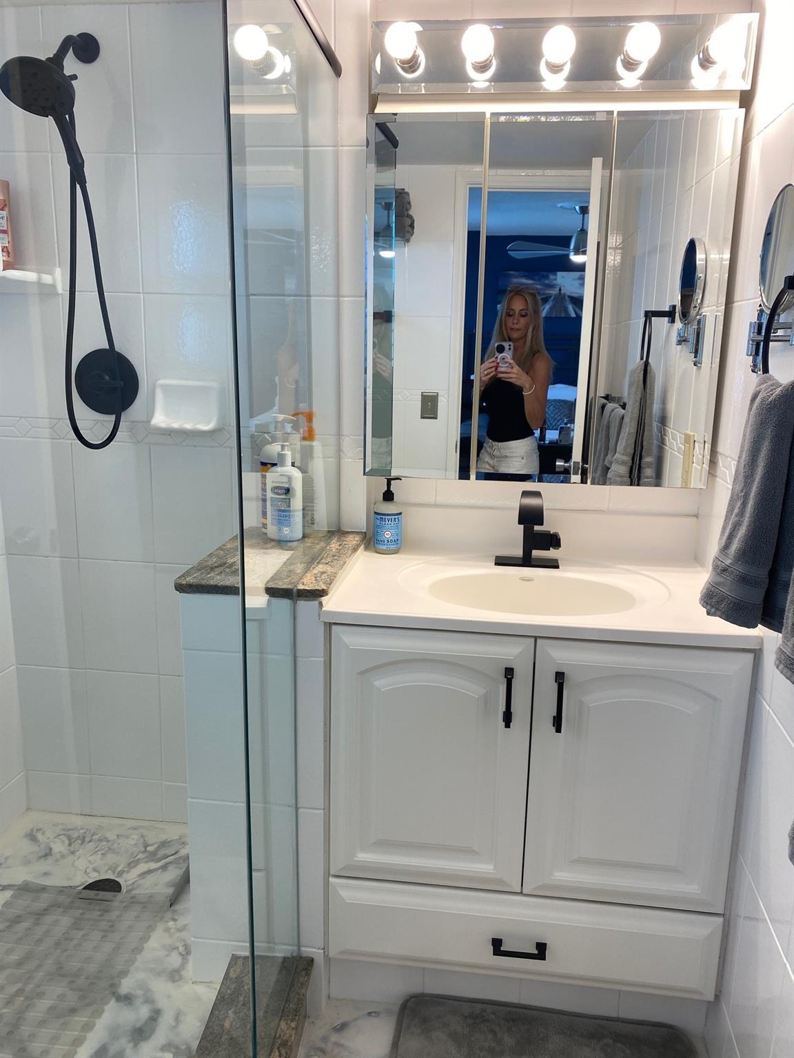 Harbor's Edge of Pompano - Residential