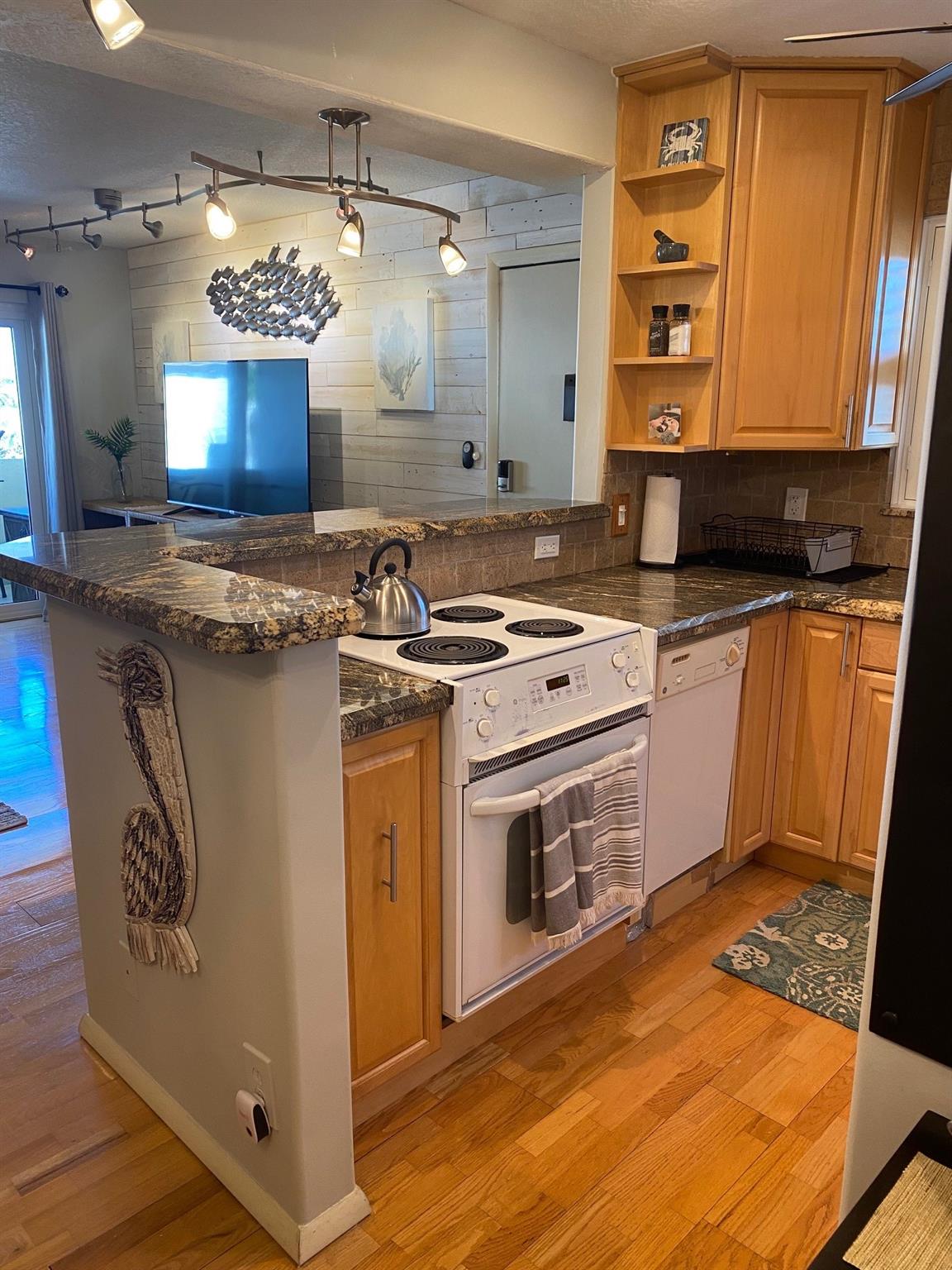 Harbor's Edge of Pompano - Residential