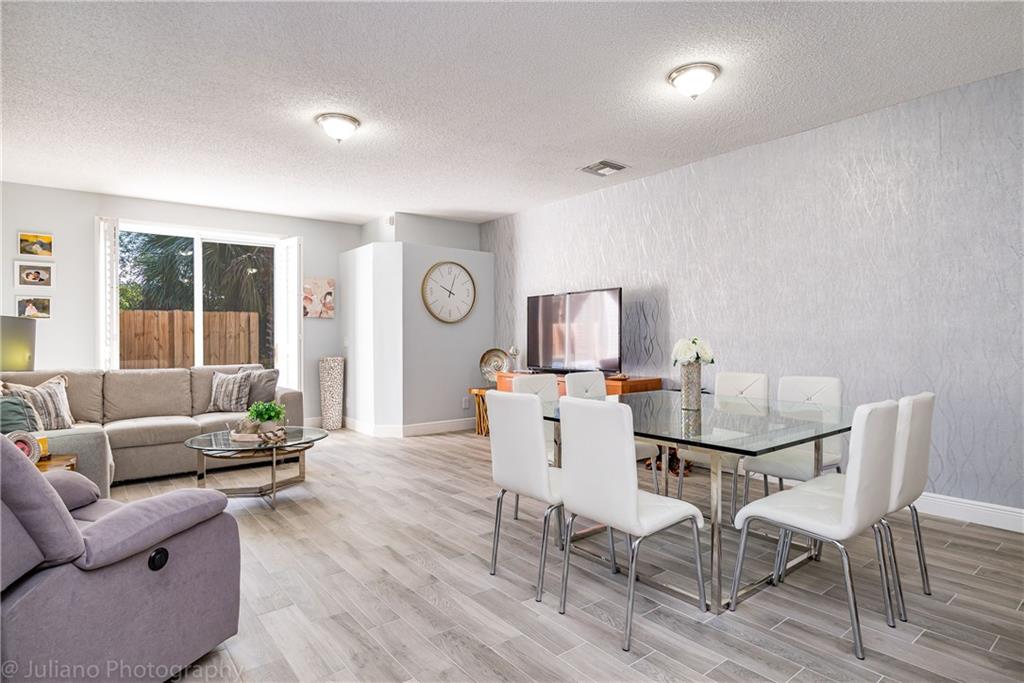 VICTORIA ISLES - Residential