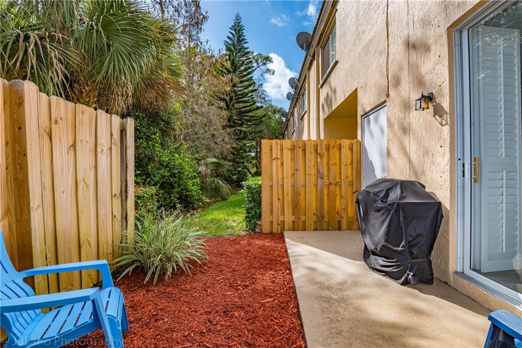 VICTORIA ISLES - Residential