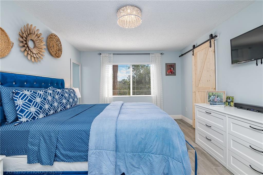 VICTORIA ISLES - Residential