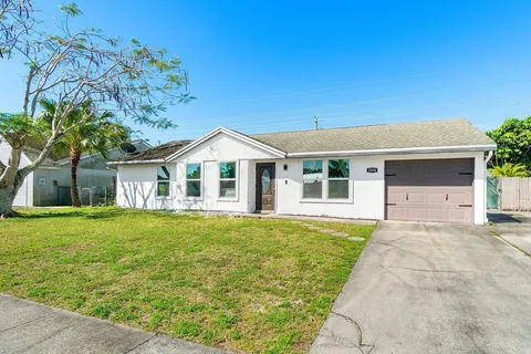 1056 Grandview Circle, Royal Palm Beach, FL MLS: R11073028