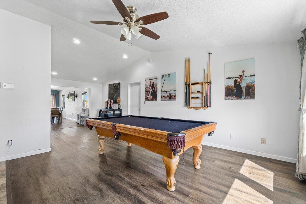 1056 Grandview Circle