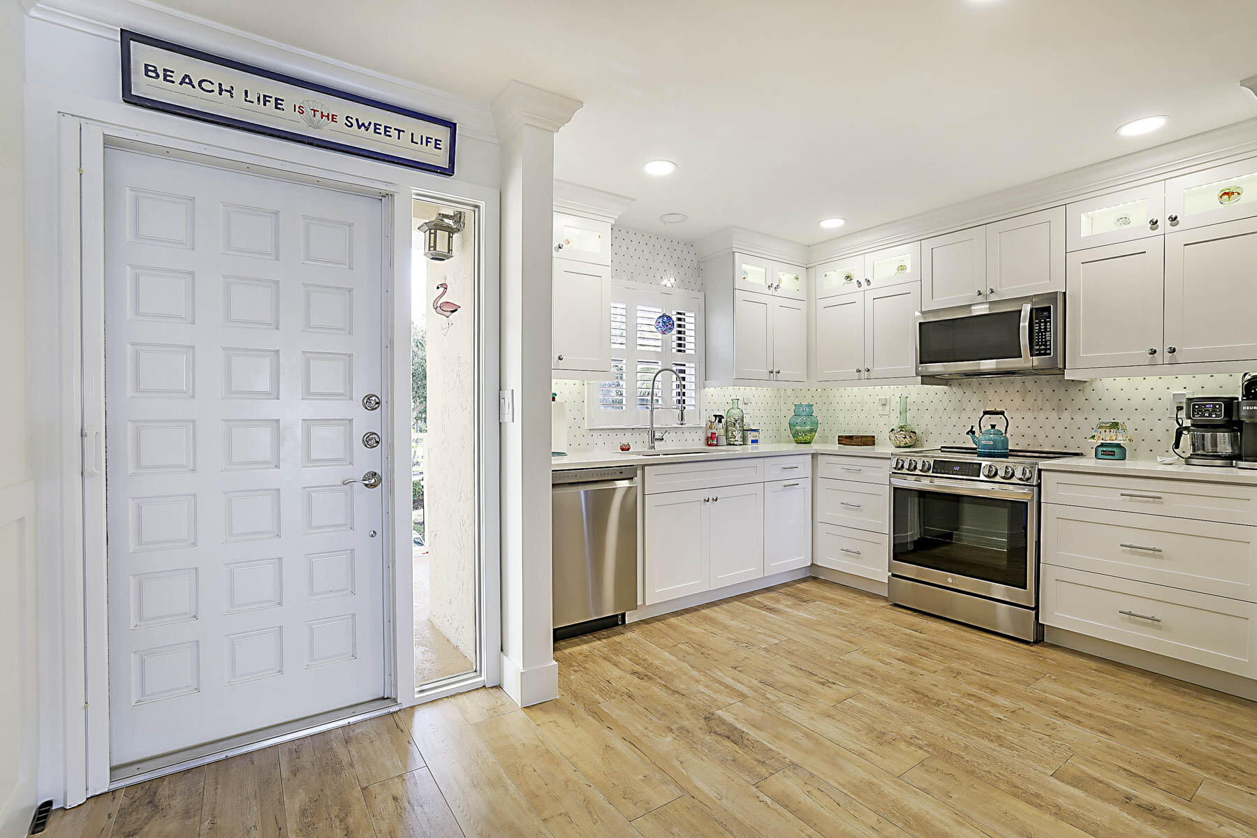 BROADVIEW CONDO - Residential