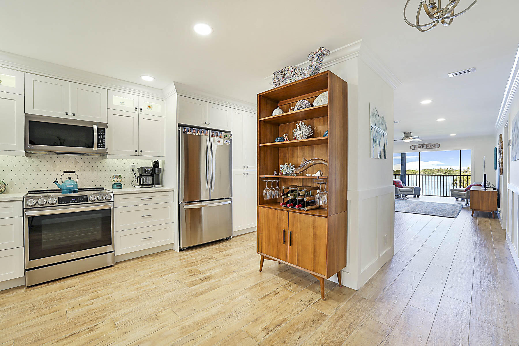 BROADVIEW CONDO - Residential