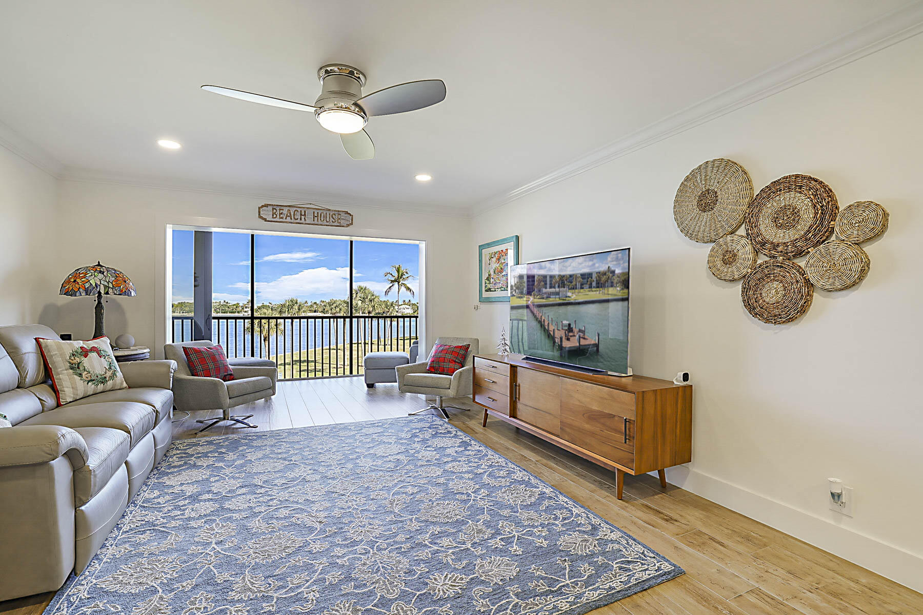 BROADVIEW CONDO - Residential