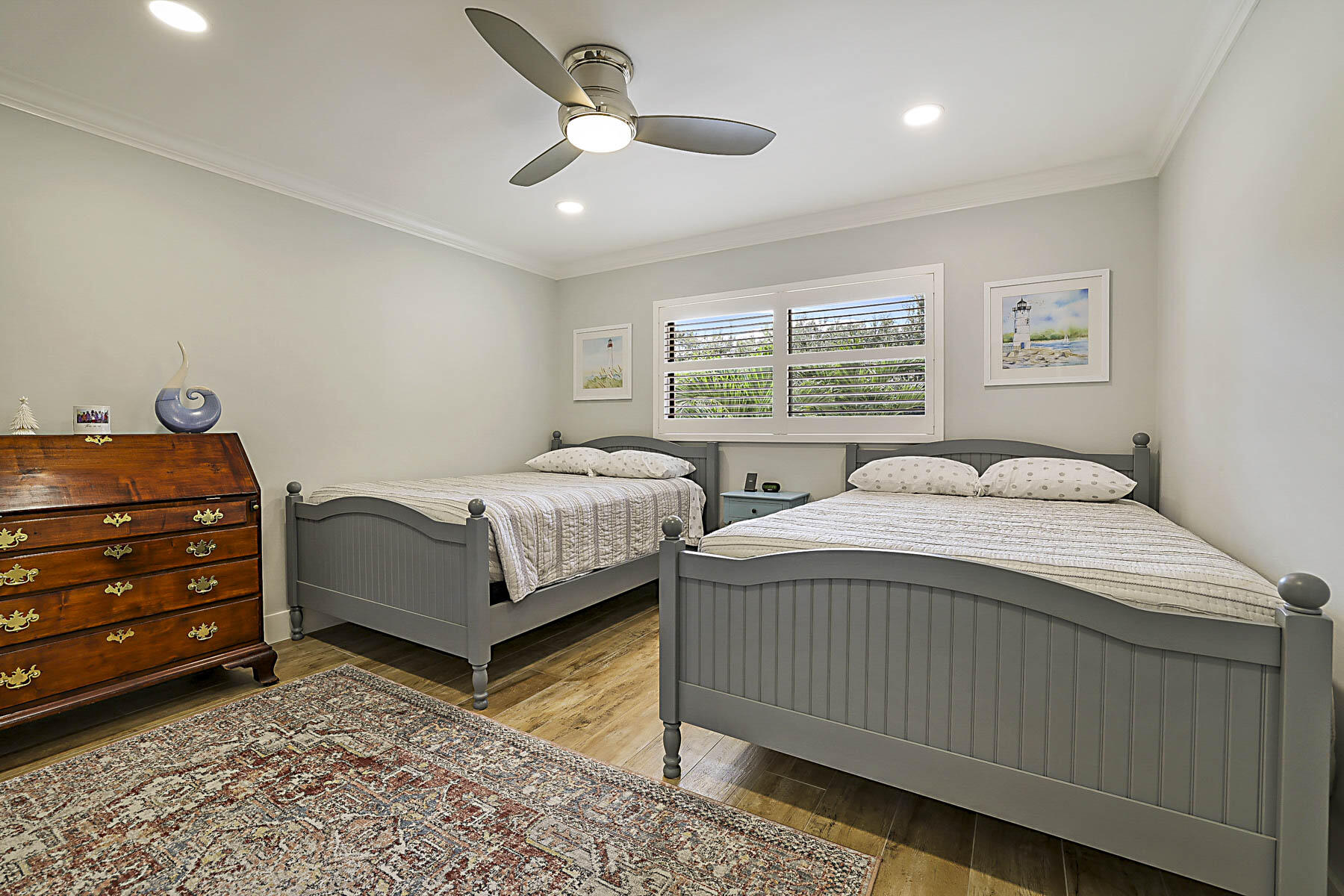 BROADVIEW CONDO - Residential