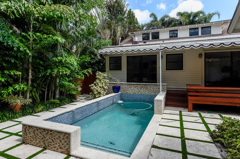 POINCIANA PARK 2ND ADD - Residential