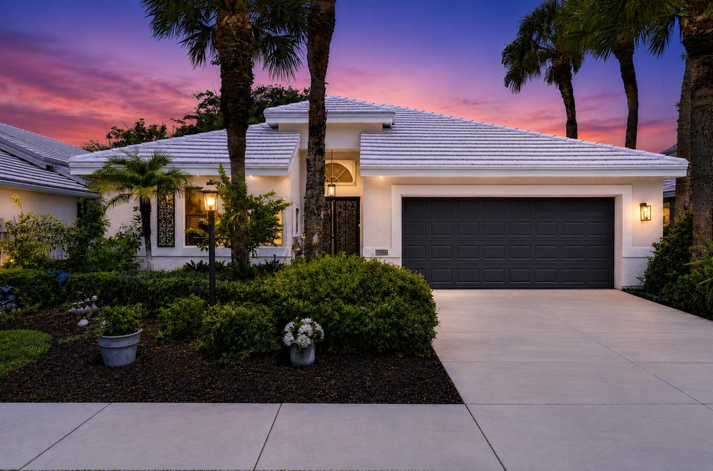 Photo of 2865 N Clearbrook Circle N, Delray Beach, FL 33445 (MLS # B26072484)