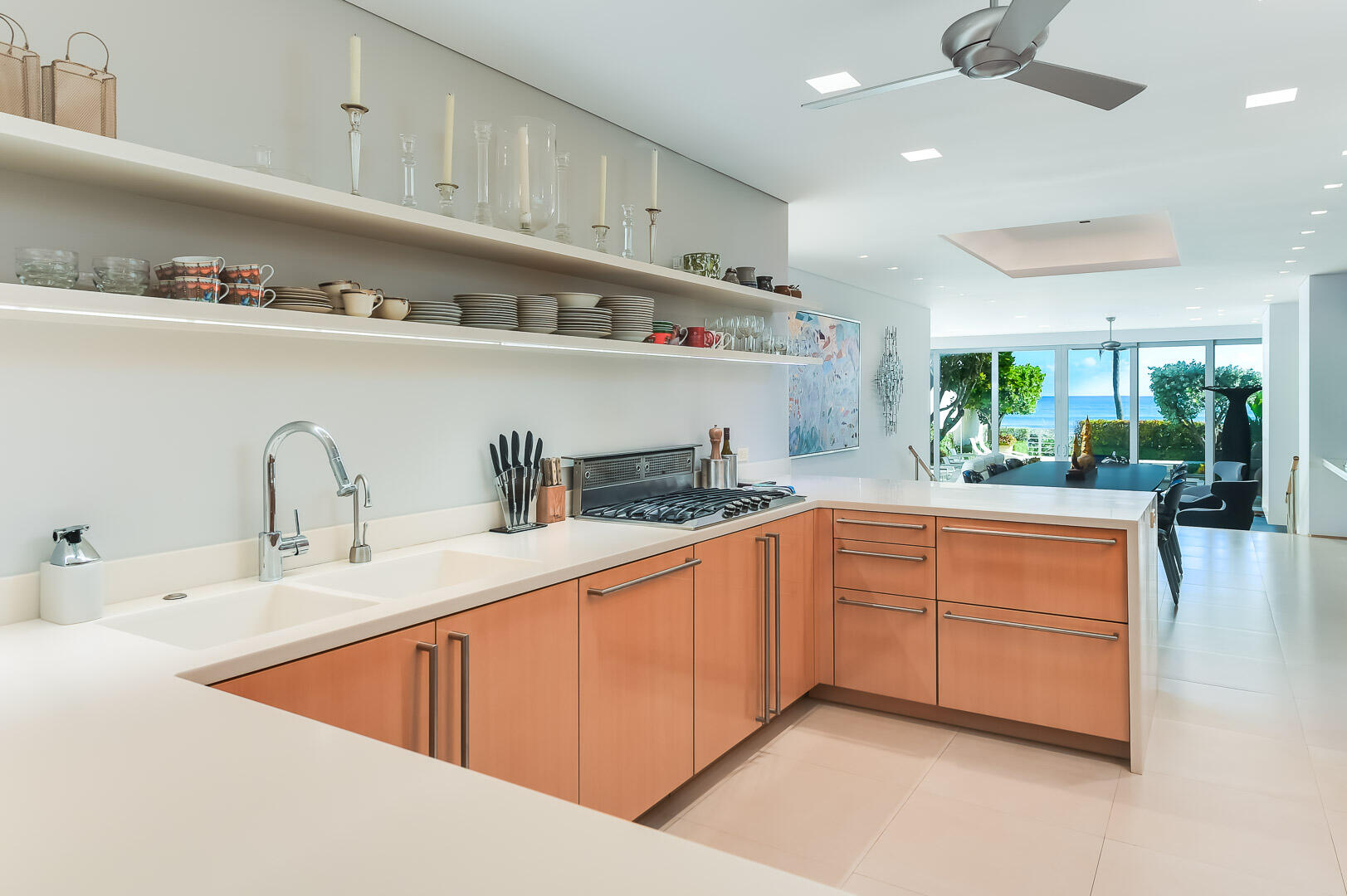 RESIDENCES AT SLOANS CURVE - Residential