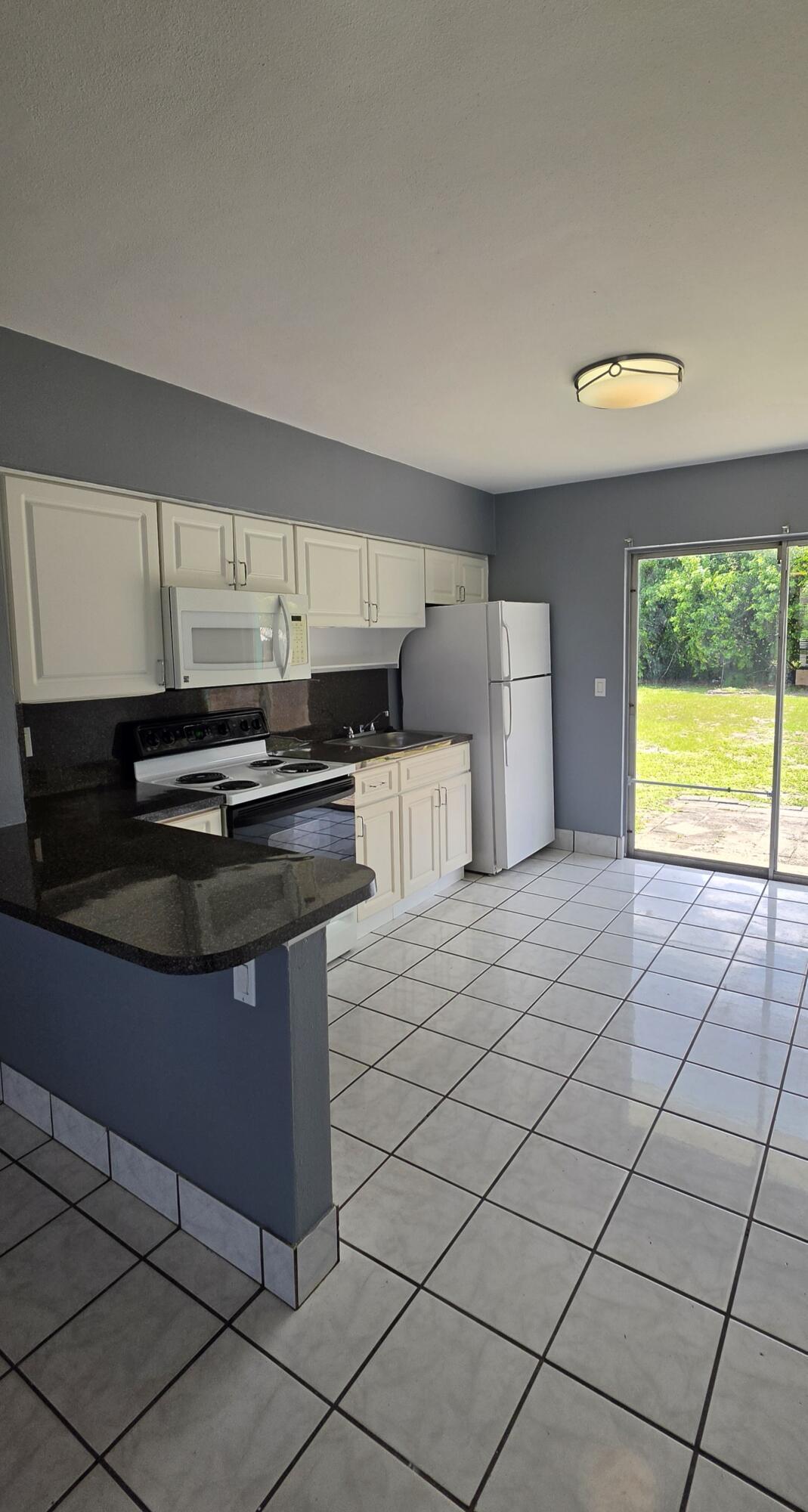 GUETHLE - Residential Lease