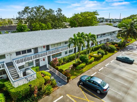 A home in Deerfield Beach