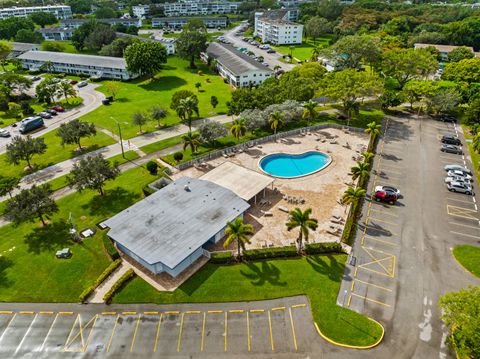 A home in Deerfield Beach