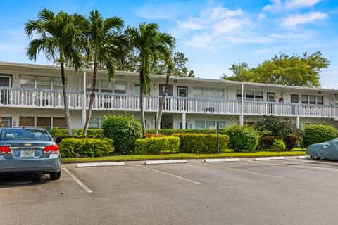 A home in Deerfield Beach