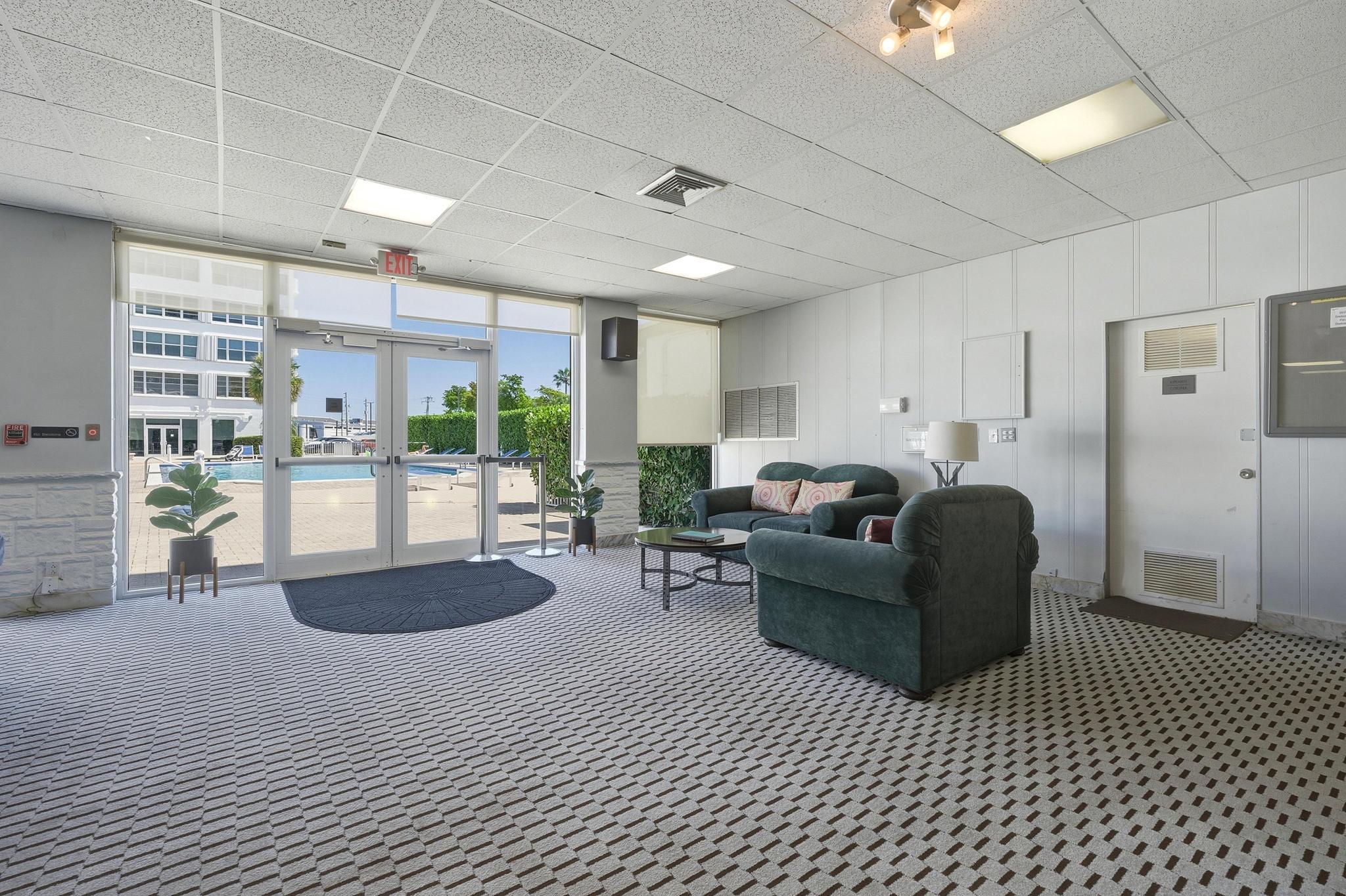 BAYVIEW TOWERS CONDO SOUTH BLDG - Residential Lease