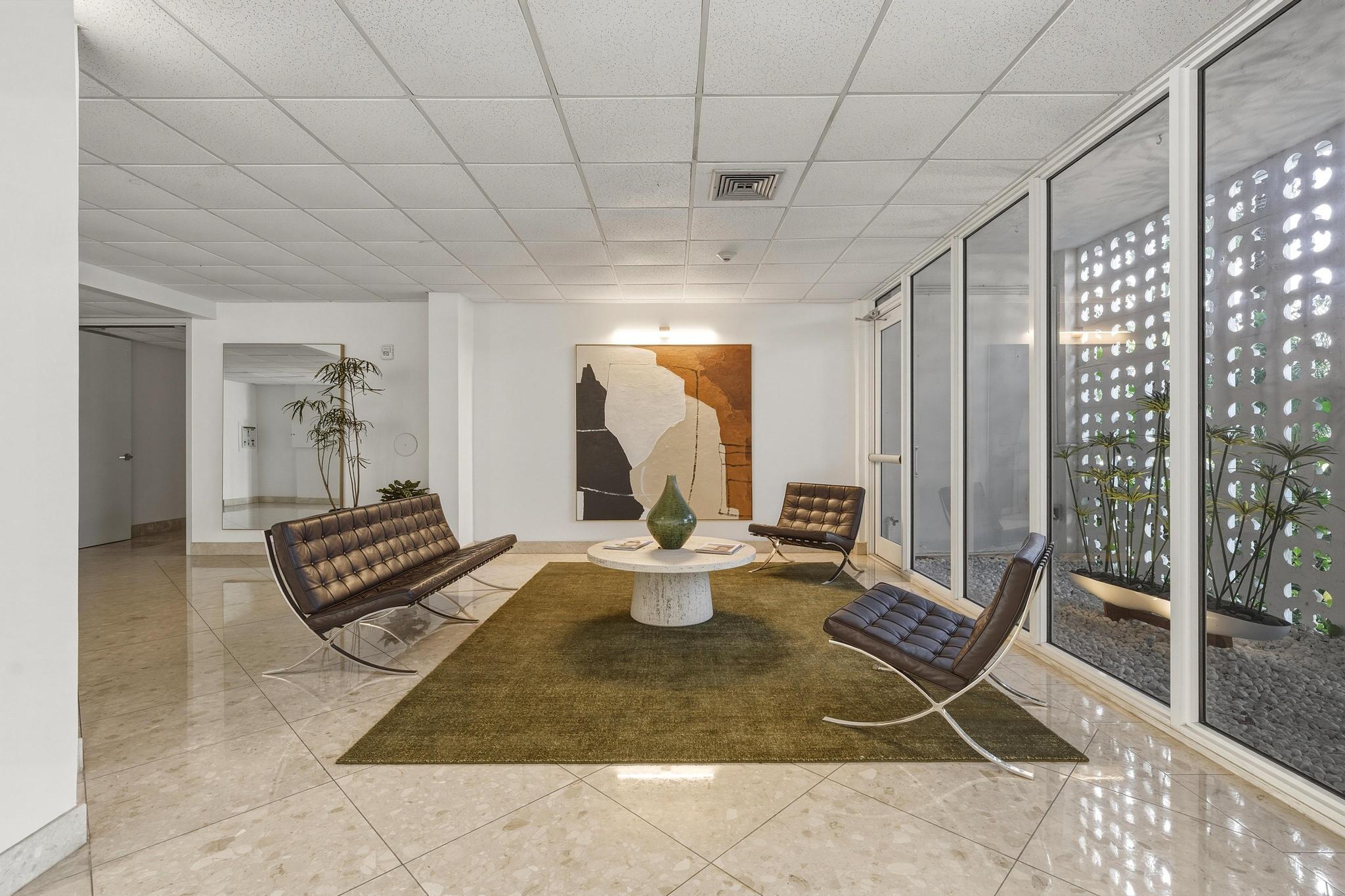 BAYVIEW TOWERS CONDO SOUTH BLDG - Residential Lease