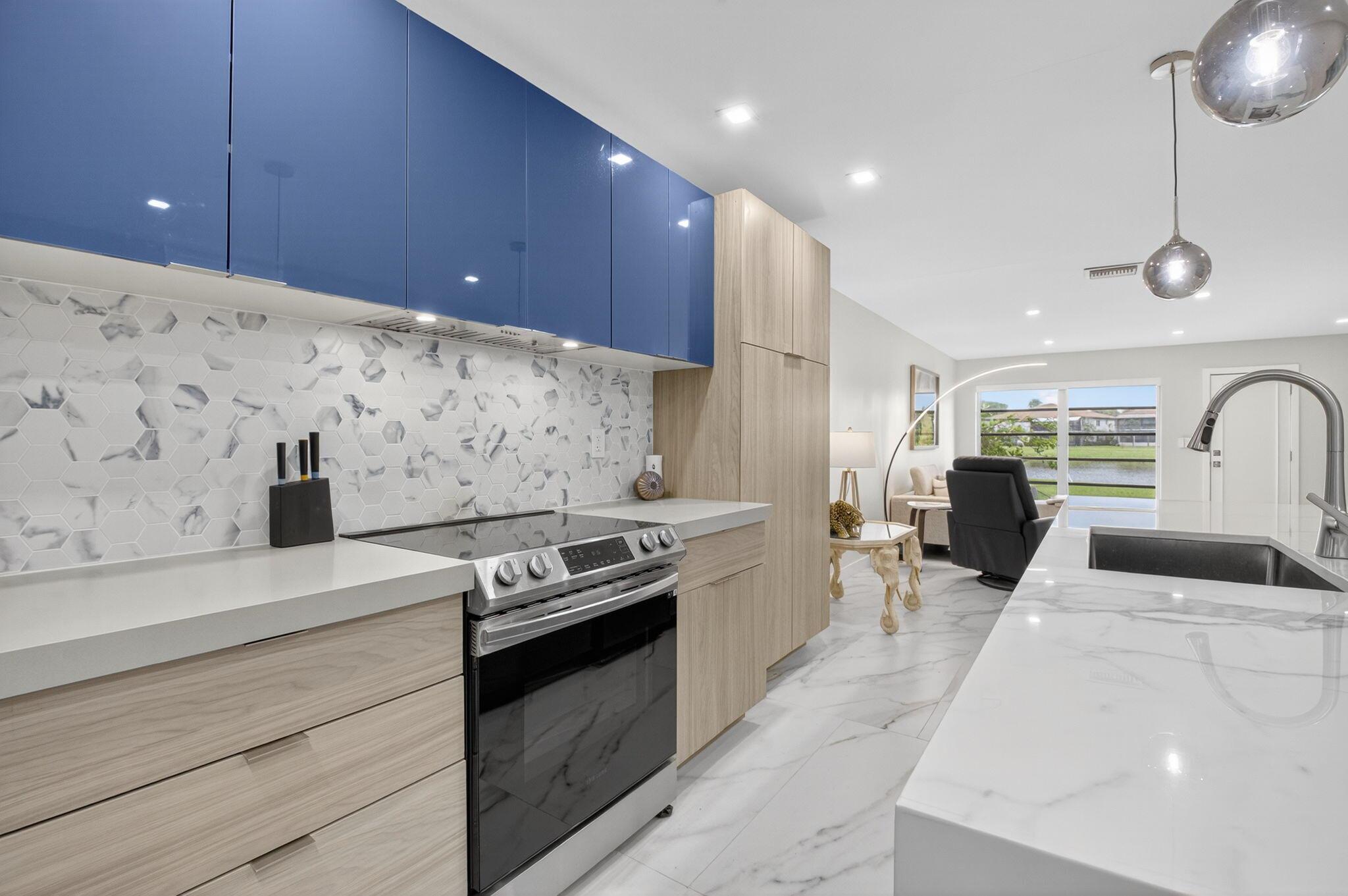 PALM GREENS AT VILLA DEL - Residential