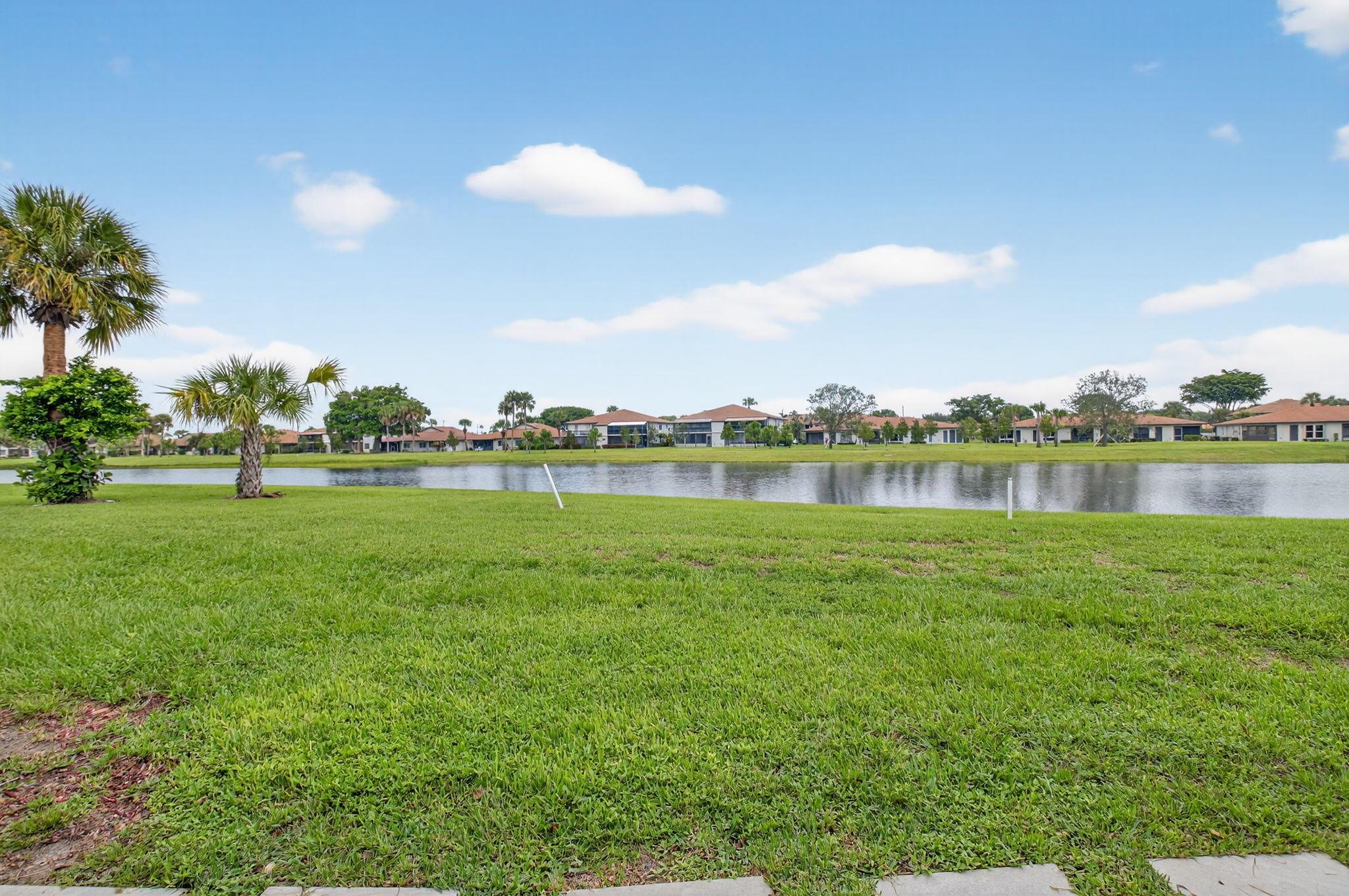 PALM GREENS AT VILLA DEL - Residential