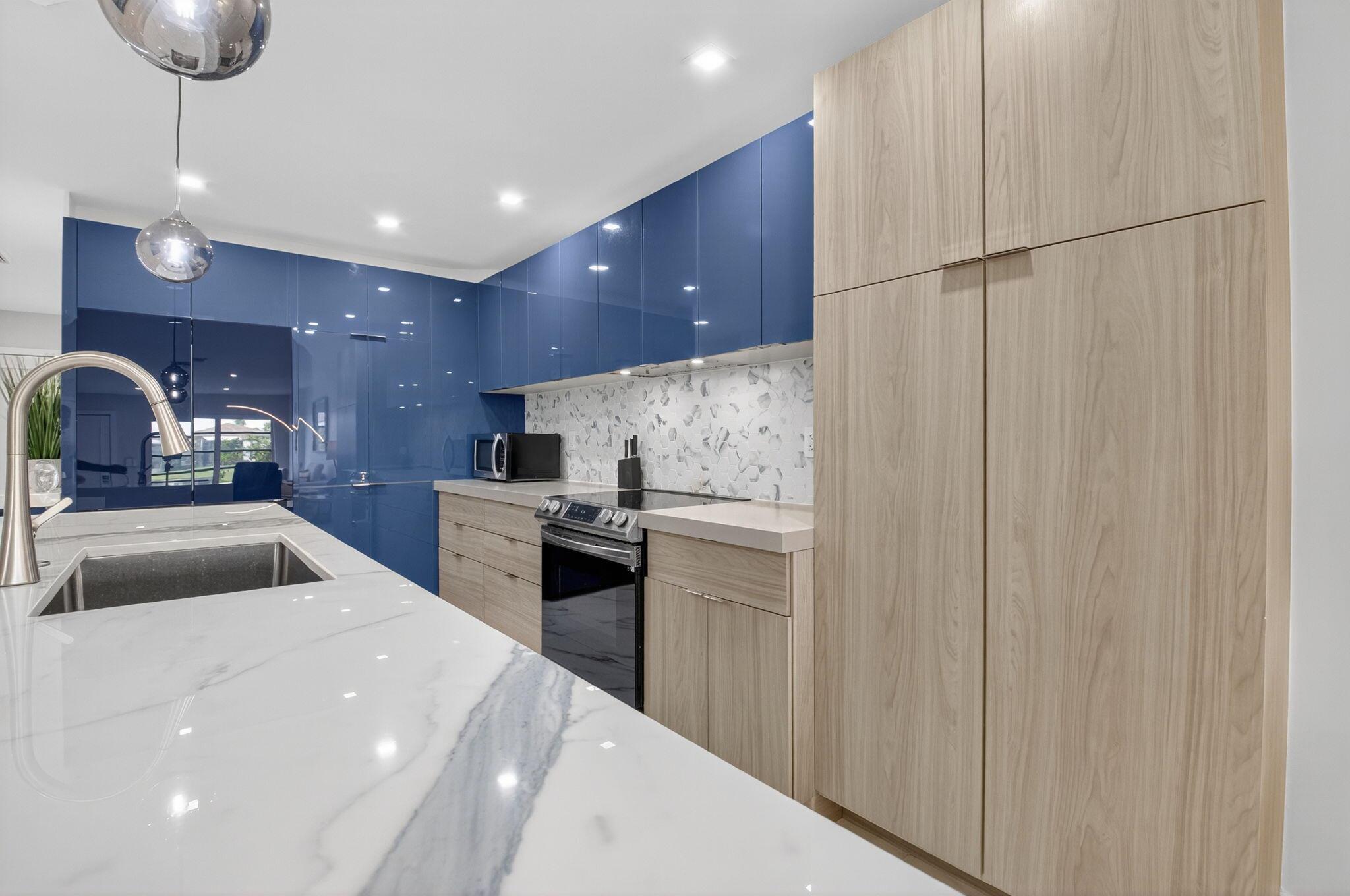 PALM GREENS AT VILLA DEL - Residential