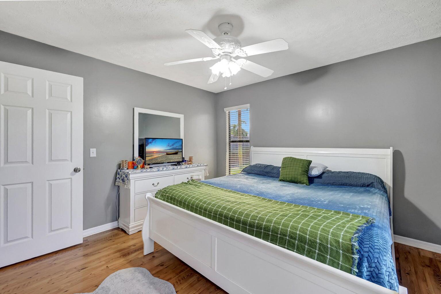 PORT ST LUCIE SECTION 34 - Residential Lease