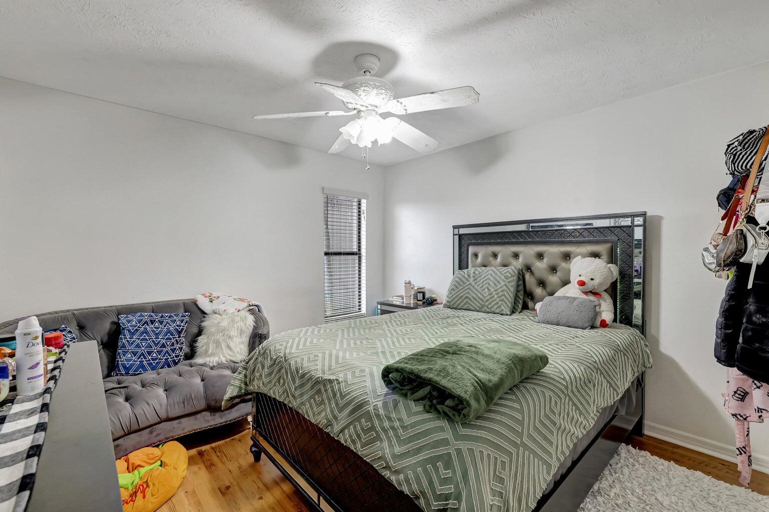 PORT ST LUCIE SECTION 34 - Residential Lease