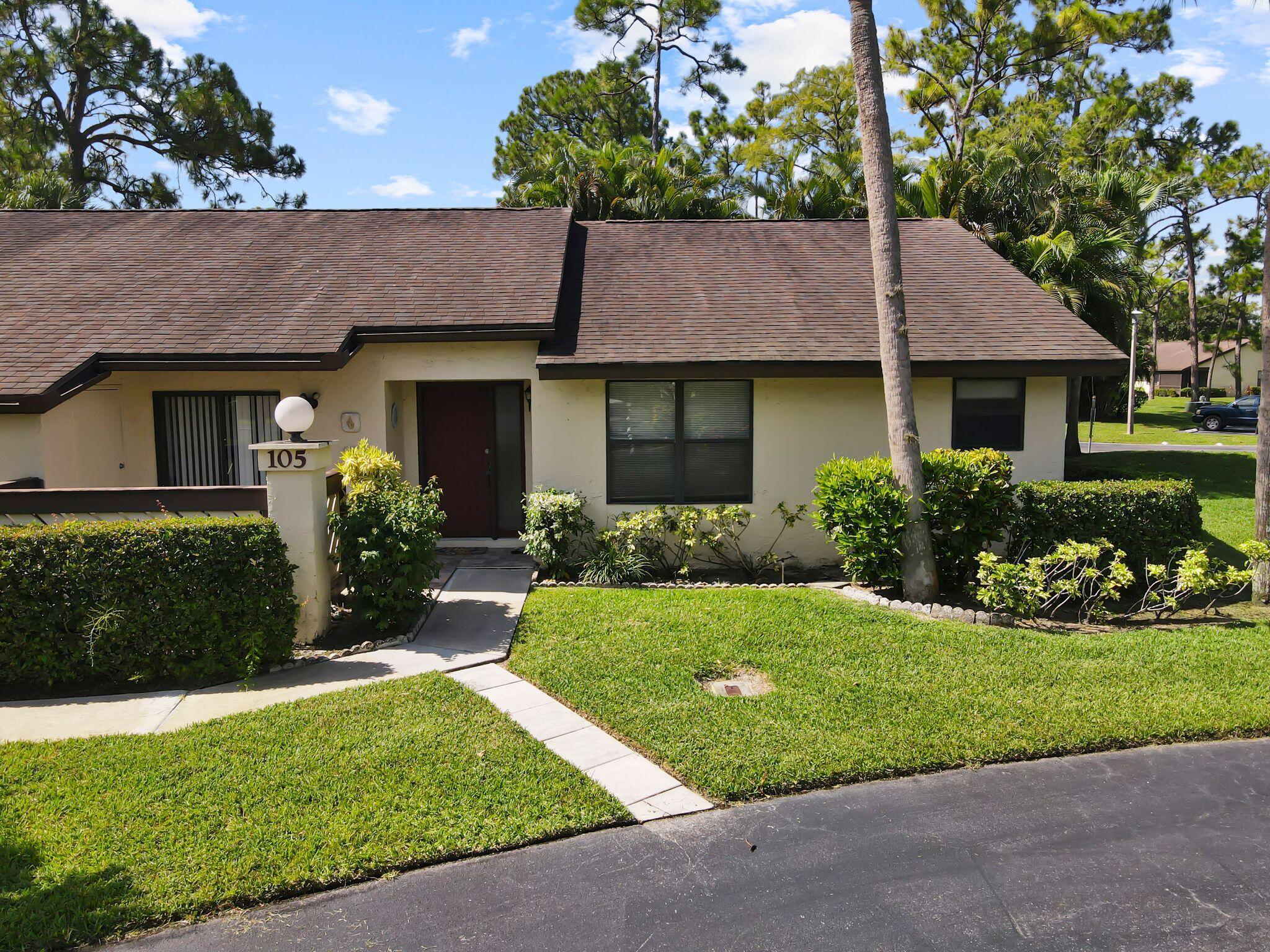 105 Rose Bay Court