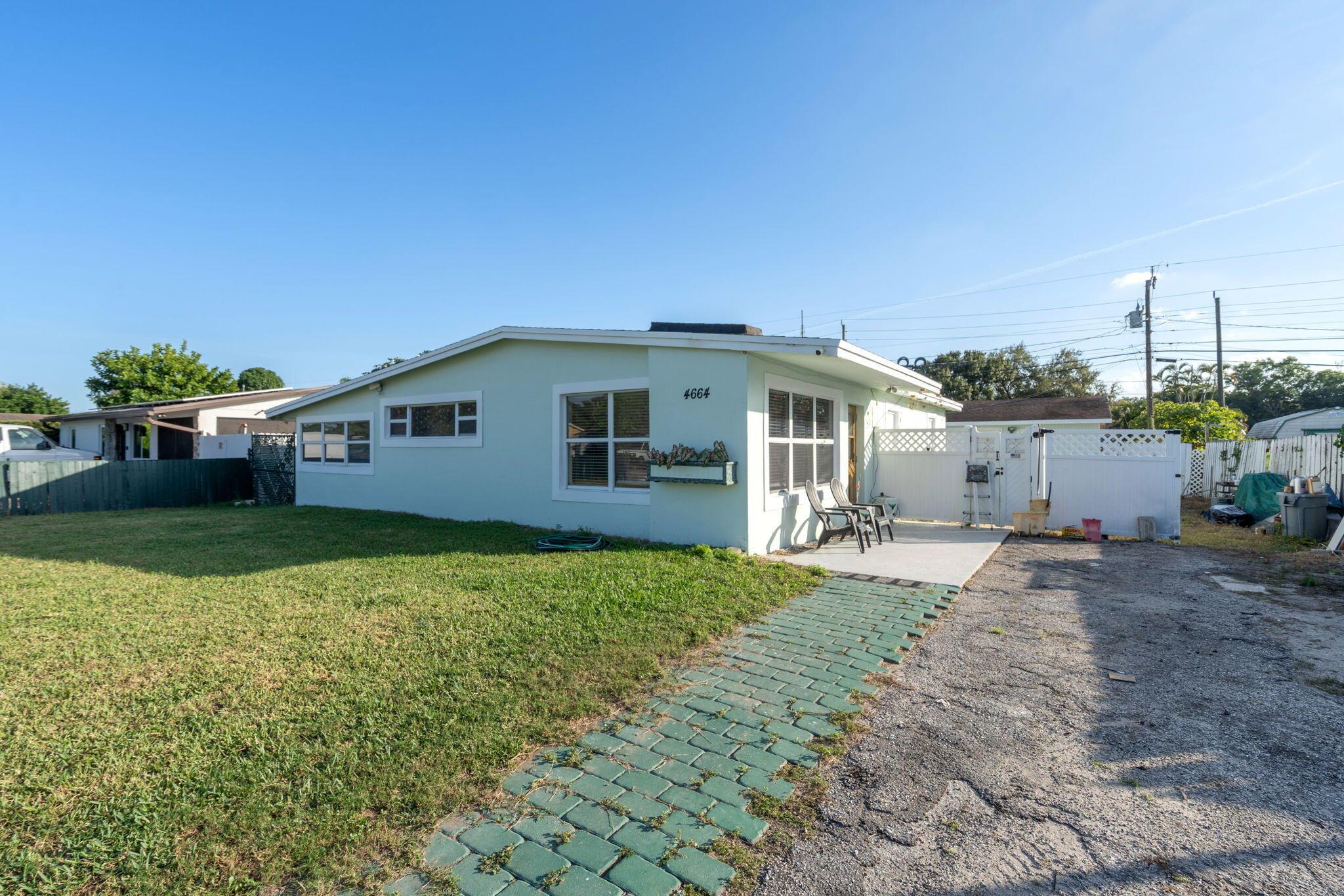 SUTTON TERRACE SOUTH - Residential