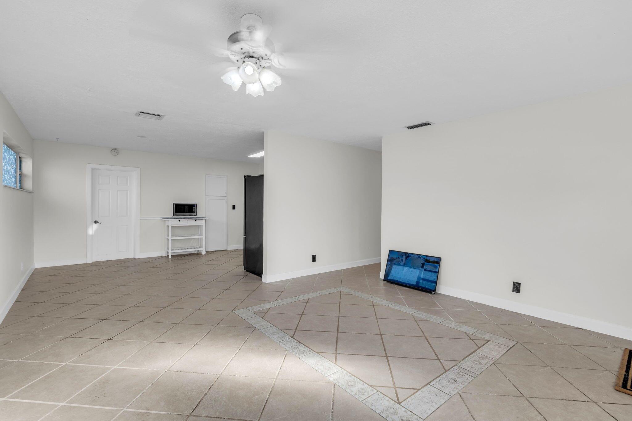 SUTTON TERRACE SOUTH - Residential