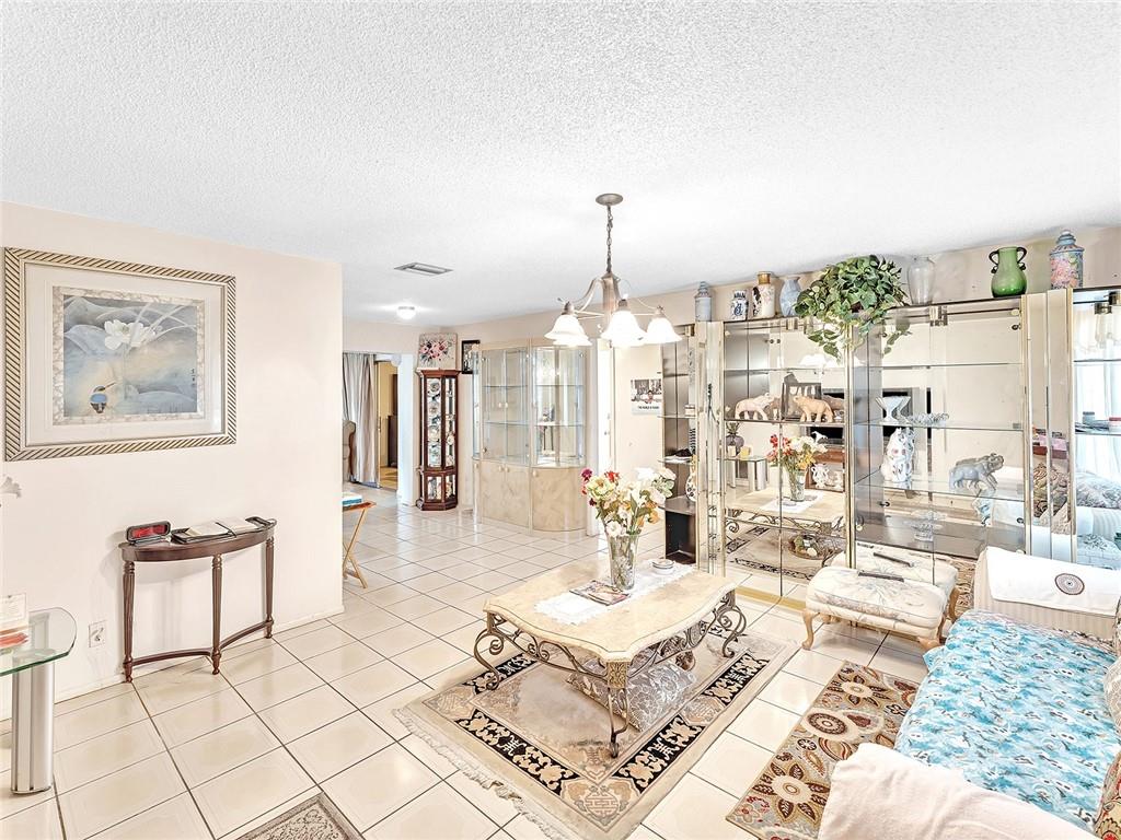 Mainlands Of Tamarac Lake - Residential