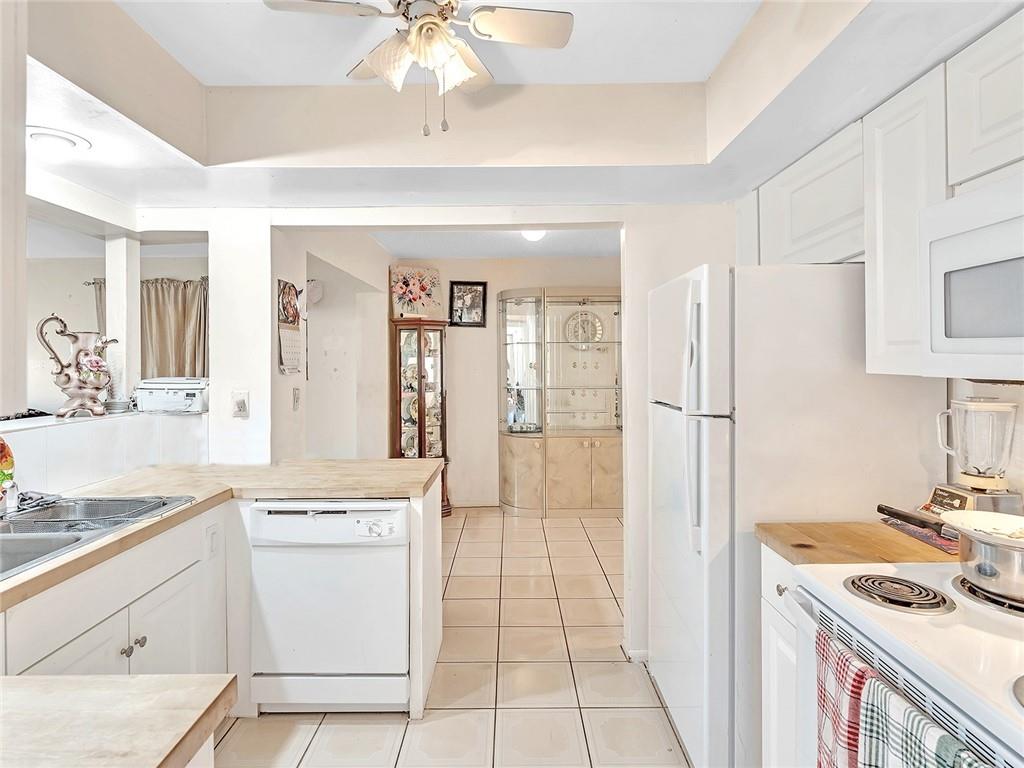 Mainlands Of Tamarac Lake - Residential