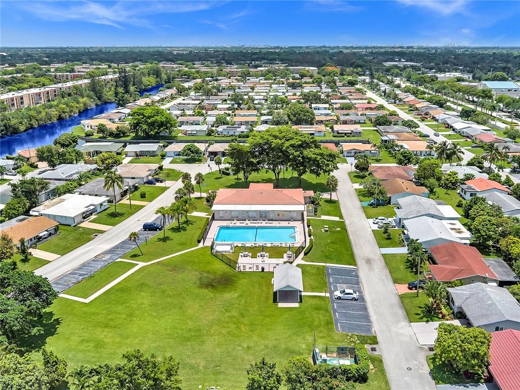 Mainlands Of Tamarac Lake - Residential