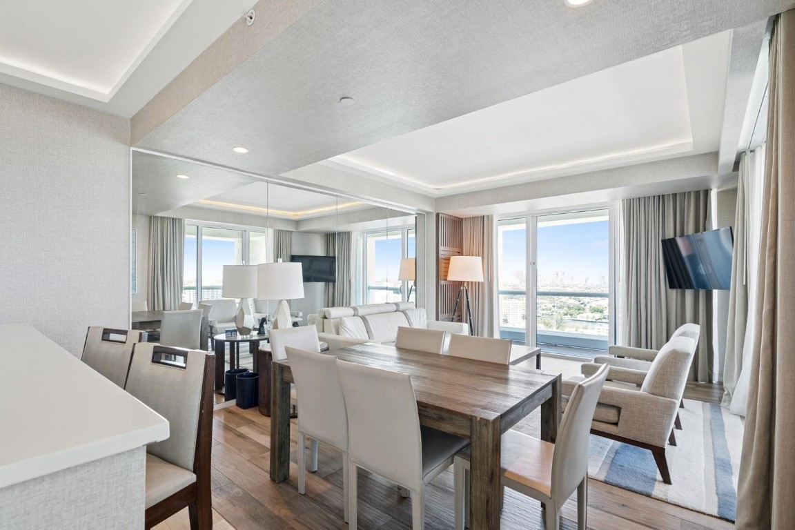 551 N Fort Lauderdale Beach Boulevard R1902