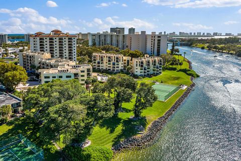 A home in North Palm Beach