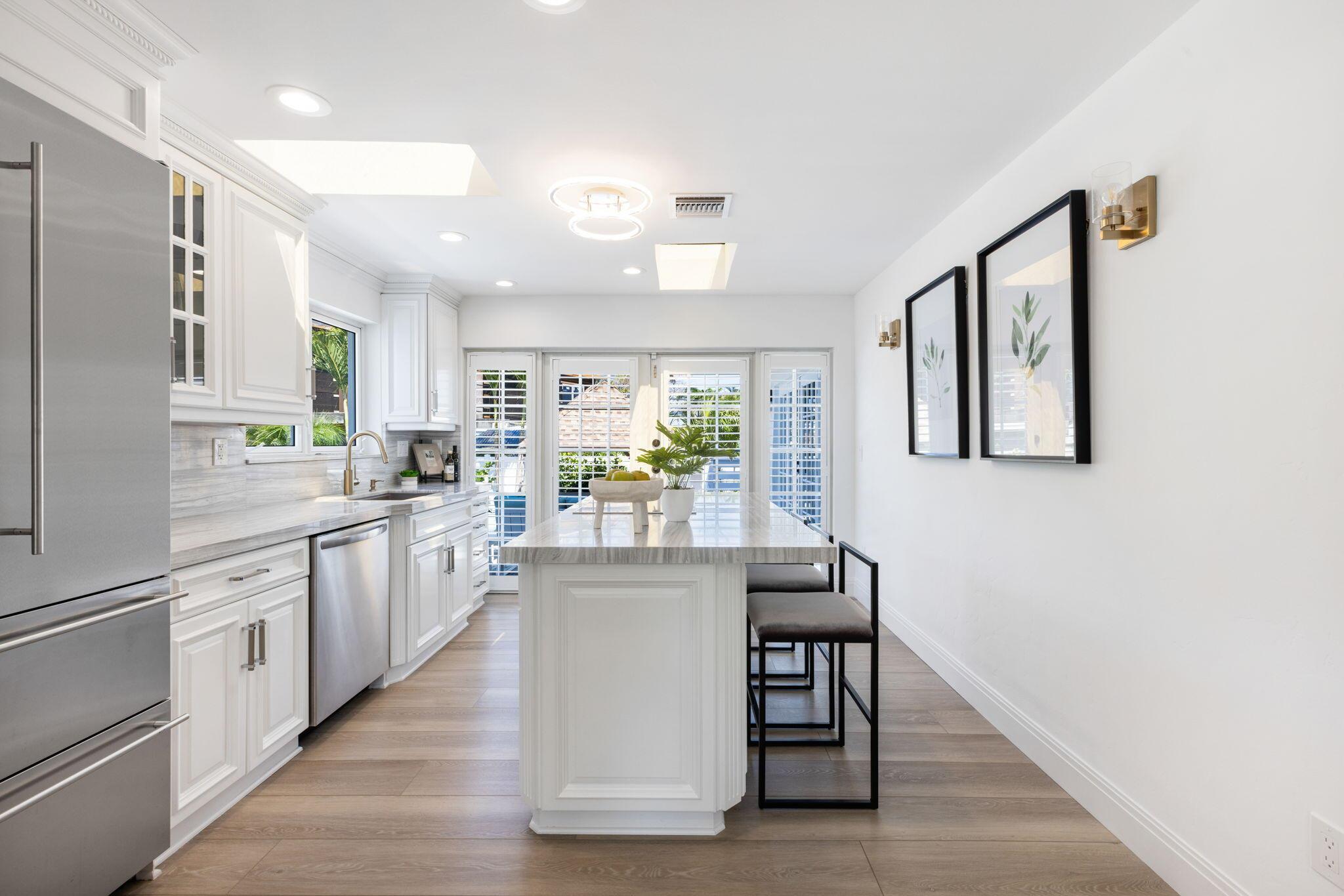 WHISEM UNIT B - Residential