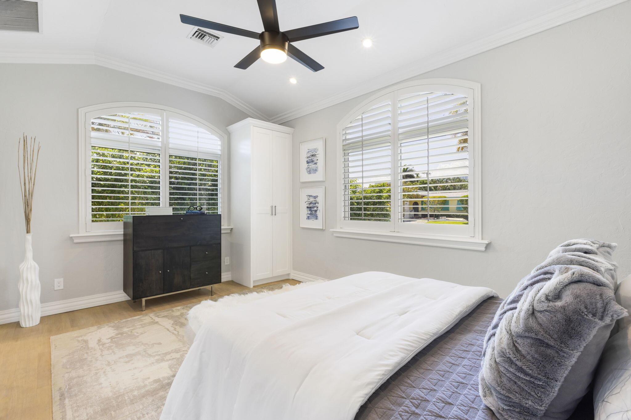 WHISEM UNIT B - Residential